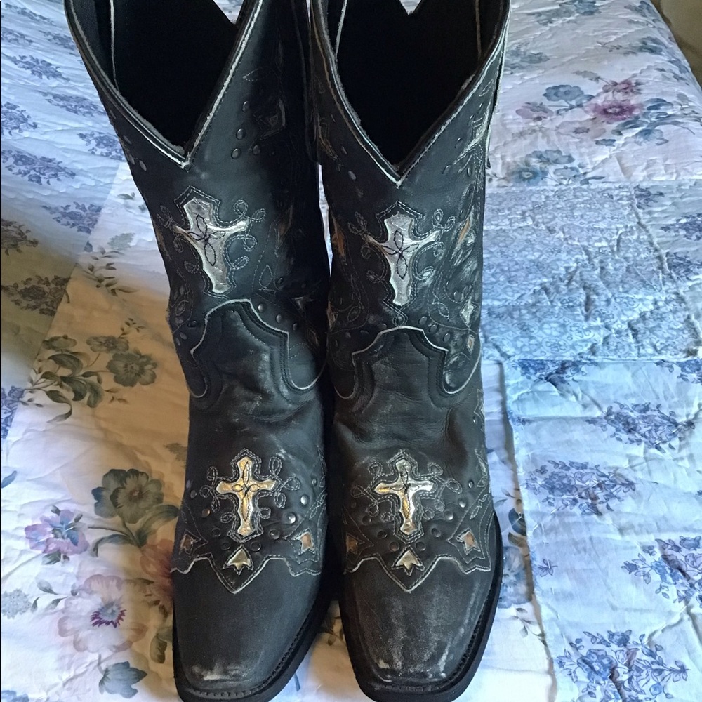 Women’s sz 8 Laredo cowboy boots